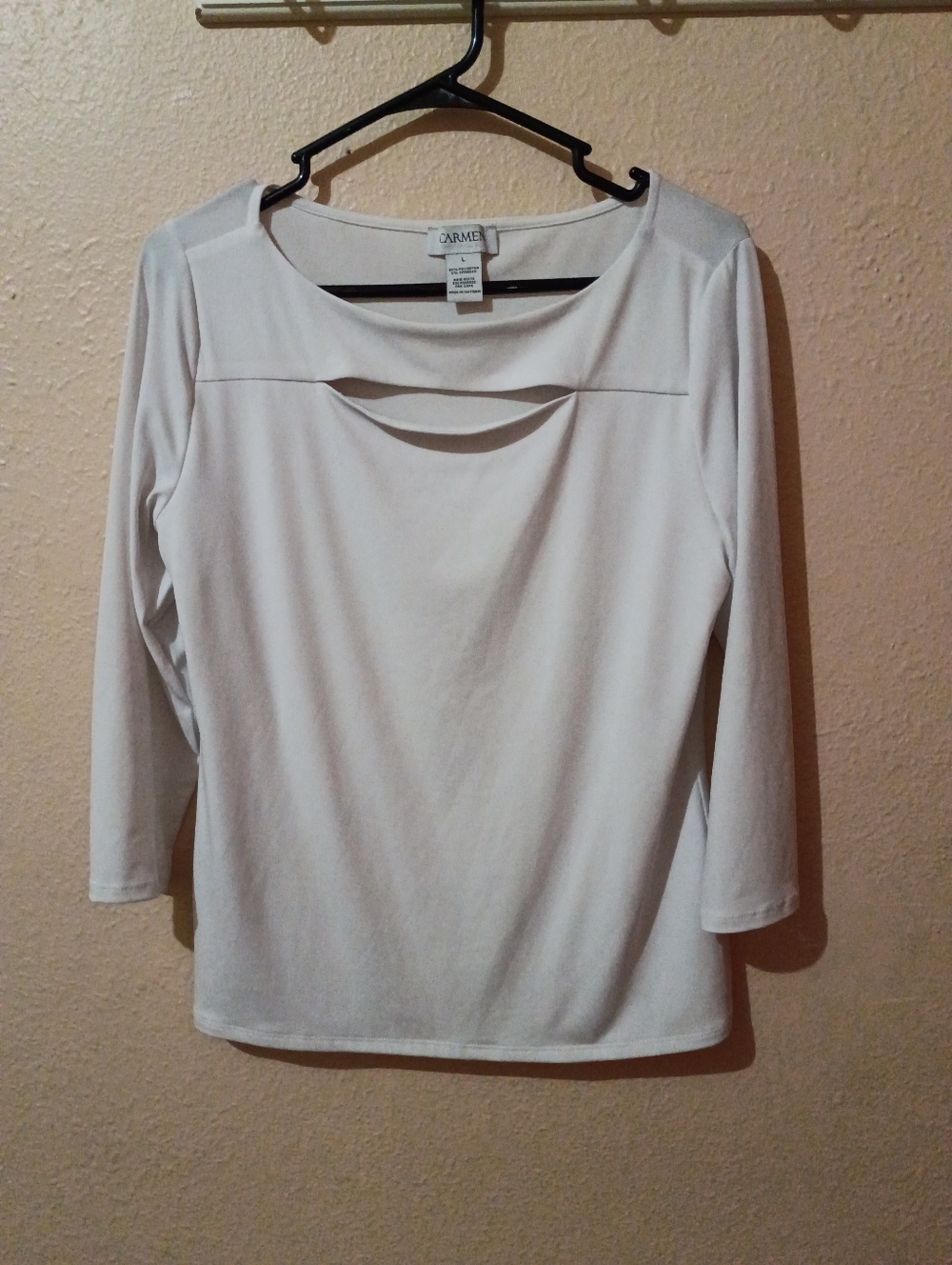 Carmen Size Large White Cutout Boatneck Long Sleeve Top